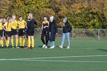 Bild 17 - F SSC Hagen Ahrensburg - SV Frisia 03 Risum-Lindholm : Ergebnis: 2:0